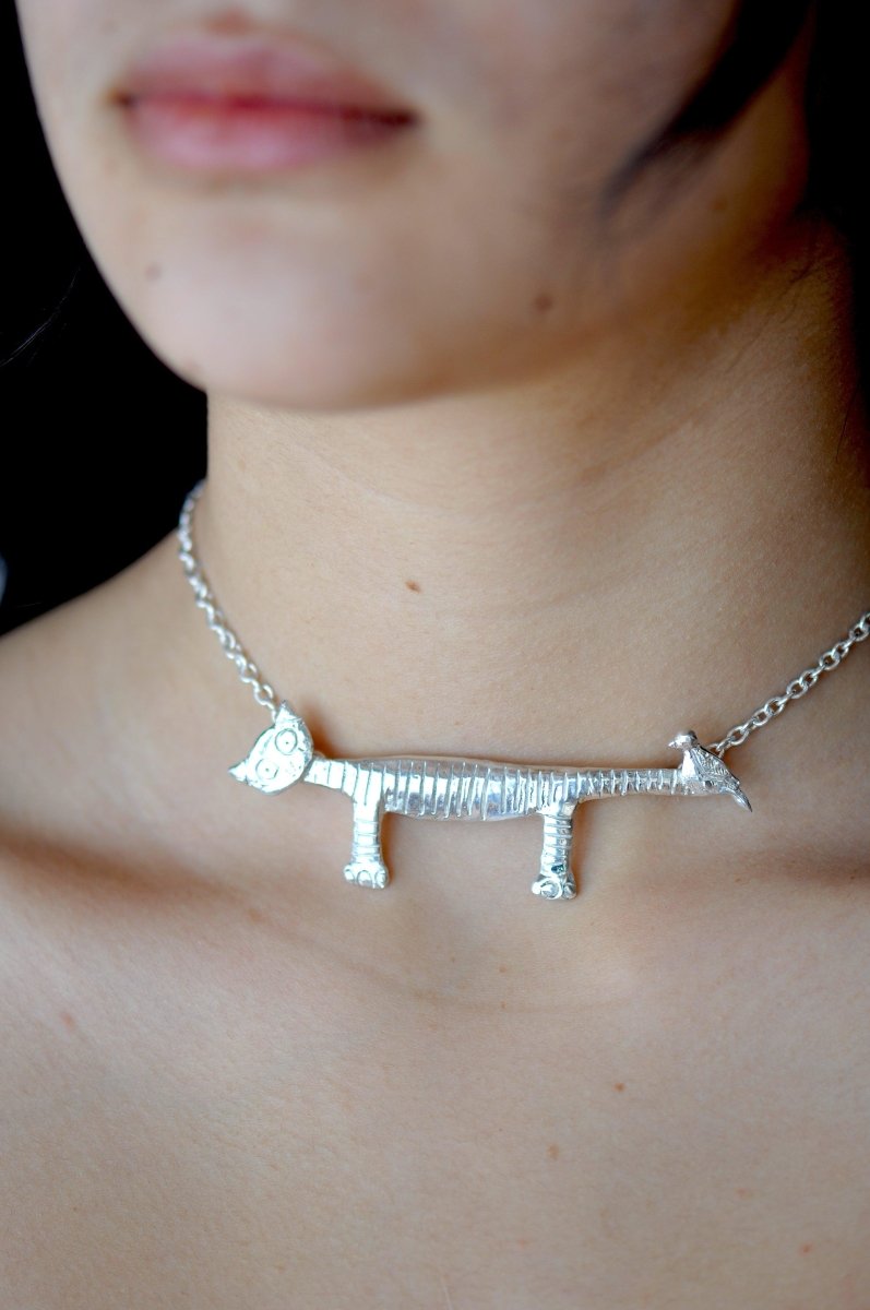 Handmade sterling silver cat and bird choker necklace, articulated pendant, whimsical cat jewelry, made in Barcelona