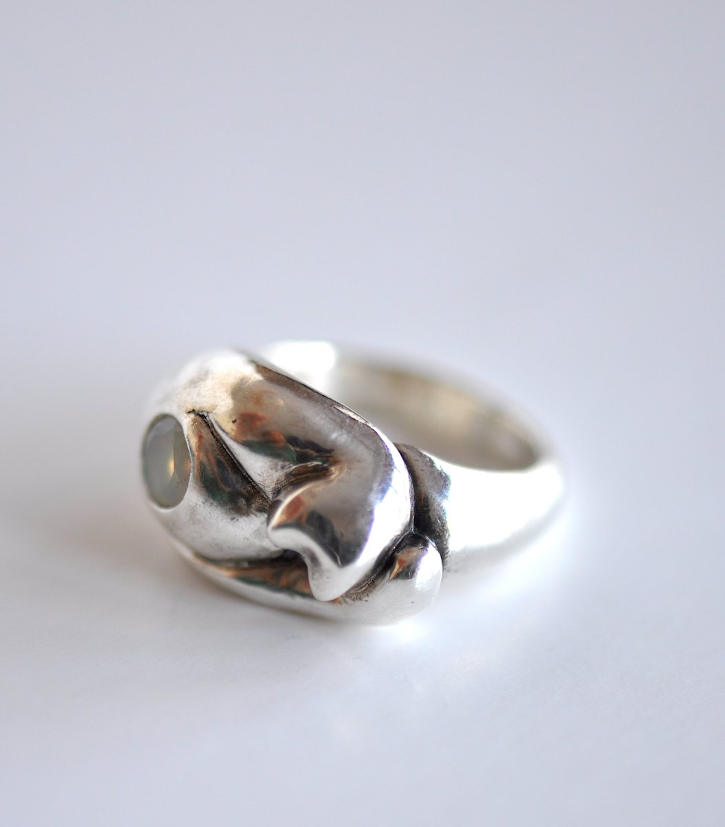 Sterling Silver Cat Ring with Opal — Handmade Cat Jewelry with Tahitian Opal | Cat Lover Gift