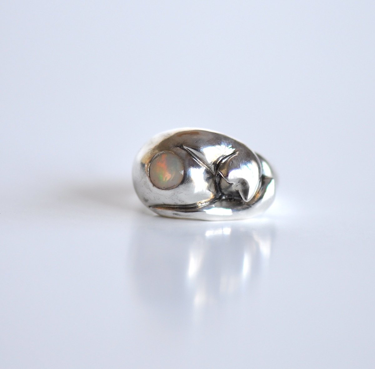 Sterling Silver Cat Ring with Opal — Handmade Cat Jewelry with Tahitian Opal | Cat Lover Gift
