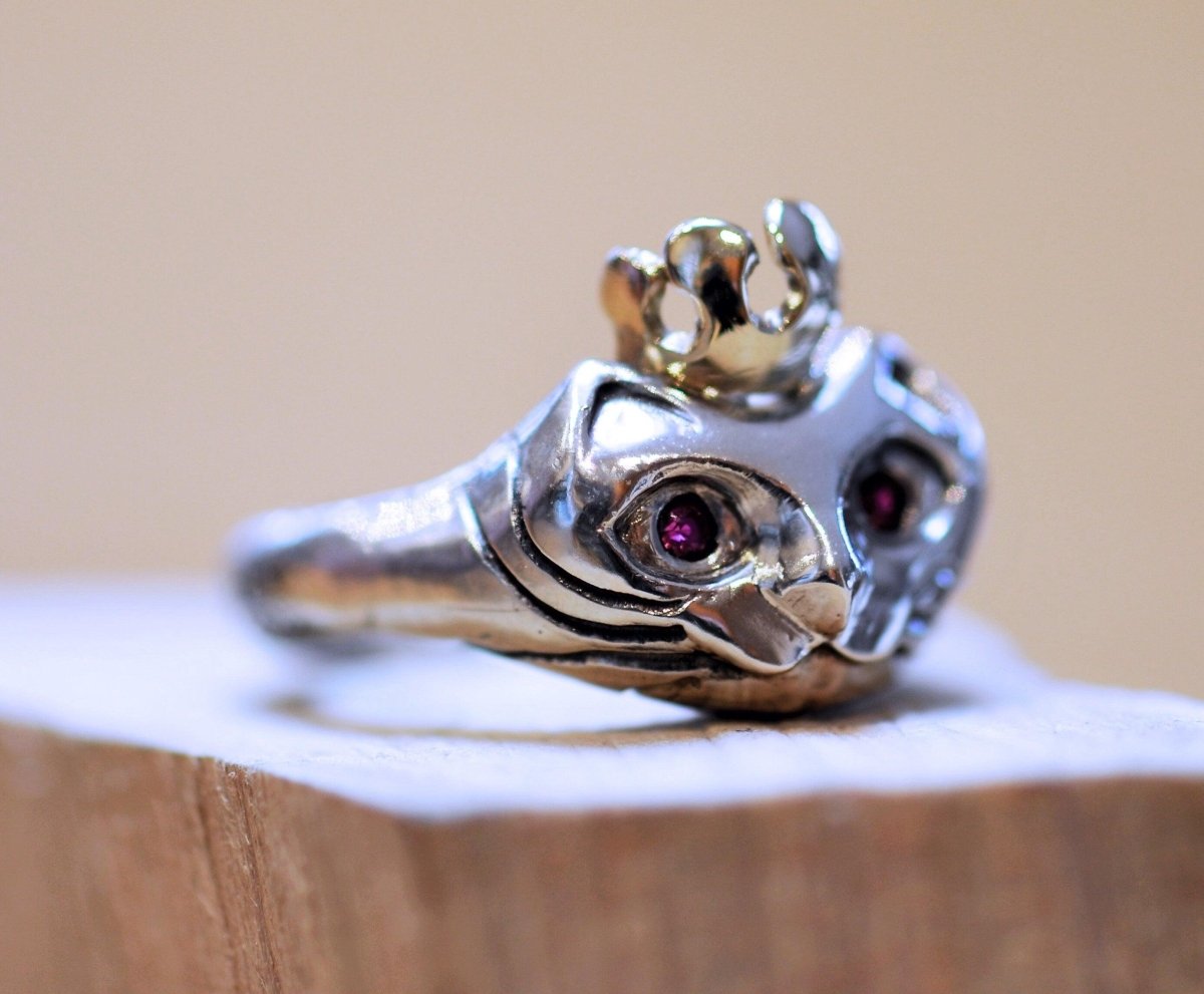 cat silver ring with crown