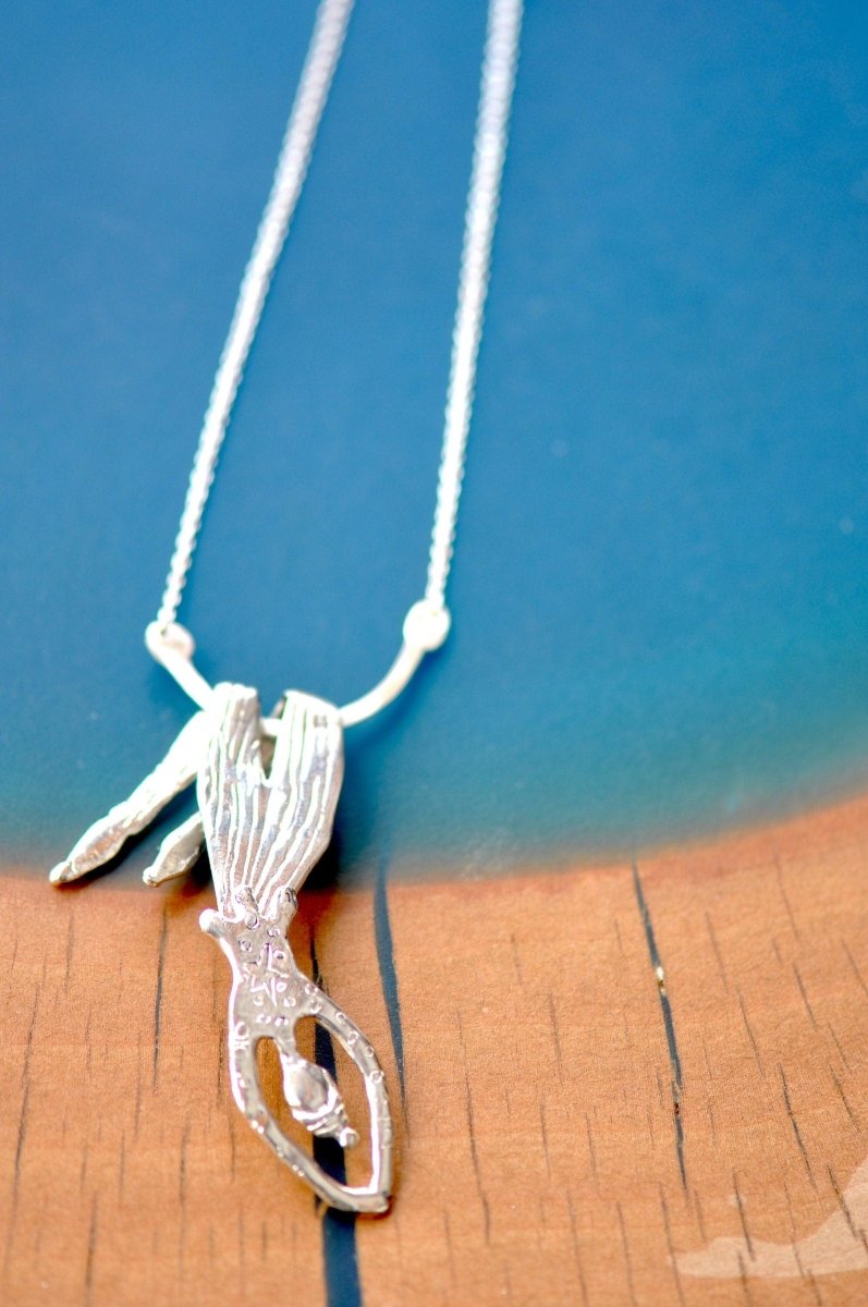 Handmade sterling silver articulated circus acrobat dancer pendant necklace, made in Barcelona